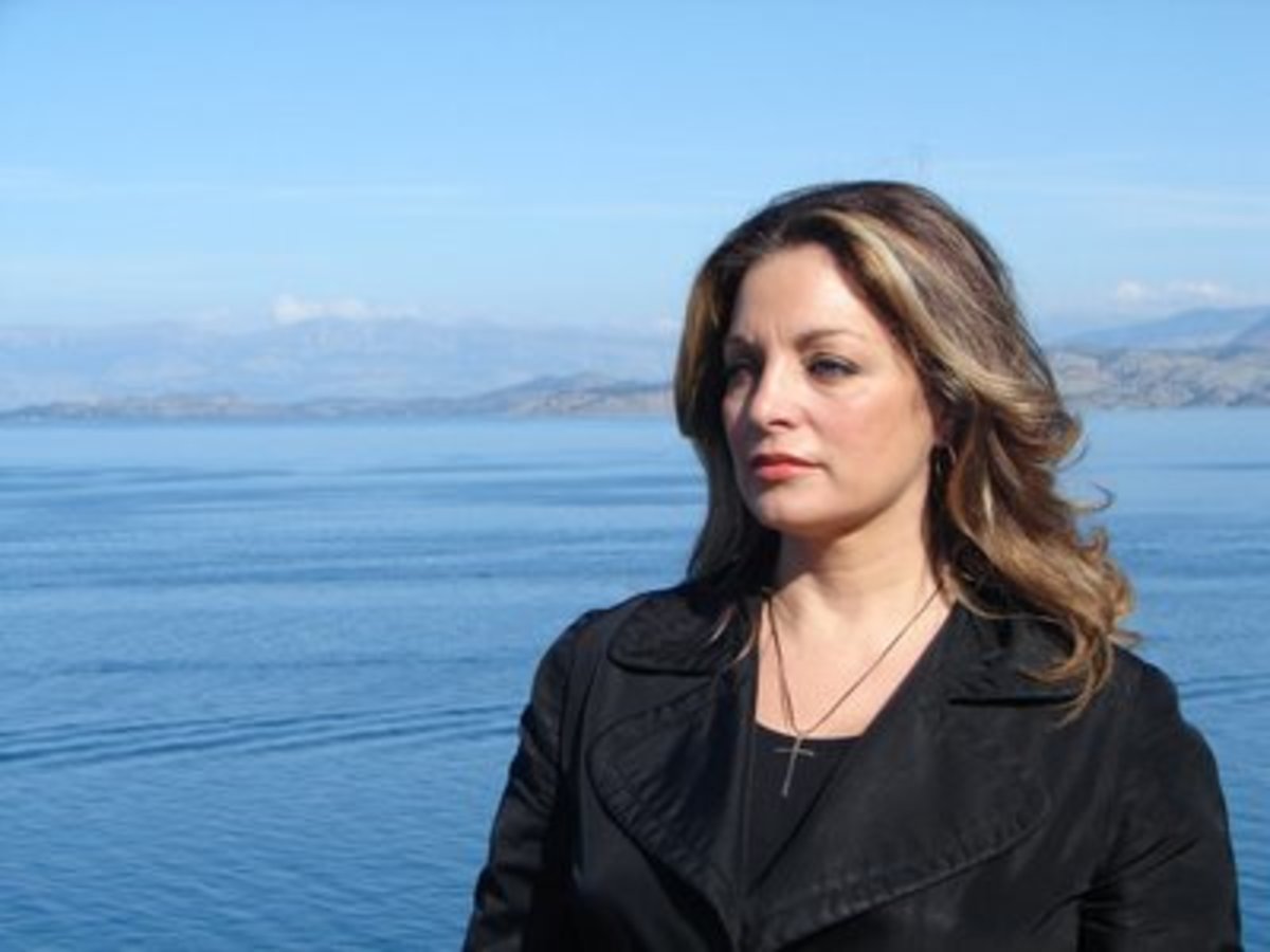 Η Άντζελα Γκερέκου προωθεί πράσινη ανάπτυξη στις τουριστικές επιχειρήσεις