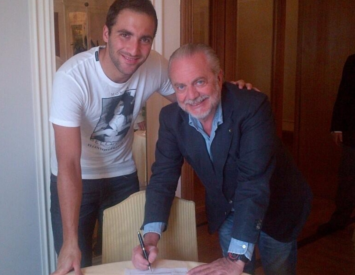 Γκονζάλο Ιγκουαΐν και Αουρέλιο Ντε Λαουρέντις σφραγίζουν τη συνεργασία τους