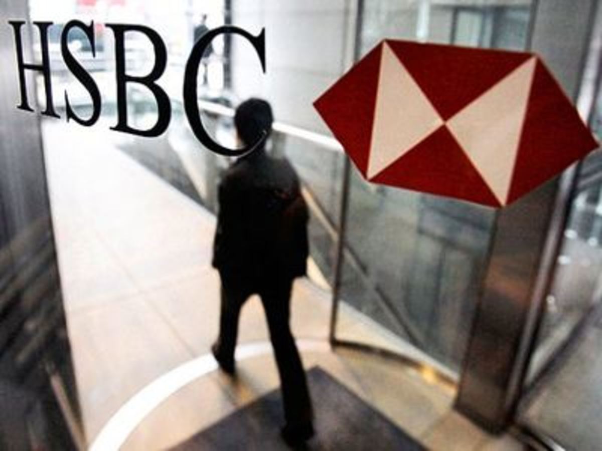 Η τράπεζα HSBC απολύει 30.000 εργαζόμενους διεθνώς