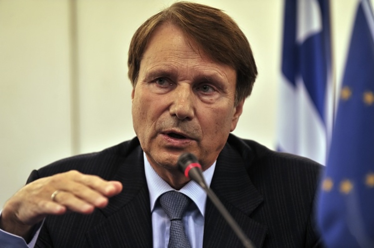 Η απάντηση για την αμοιβή των μελών της Task Force για την Ελλαδα