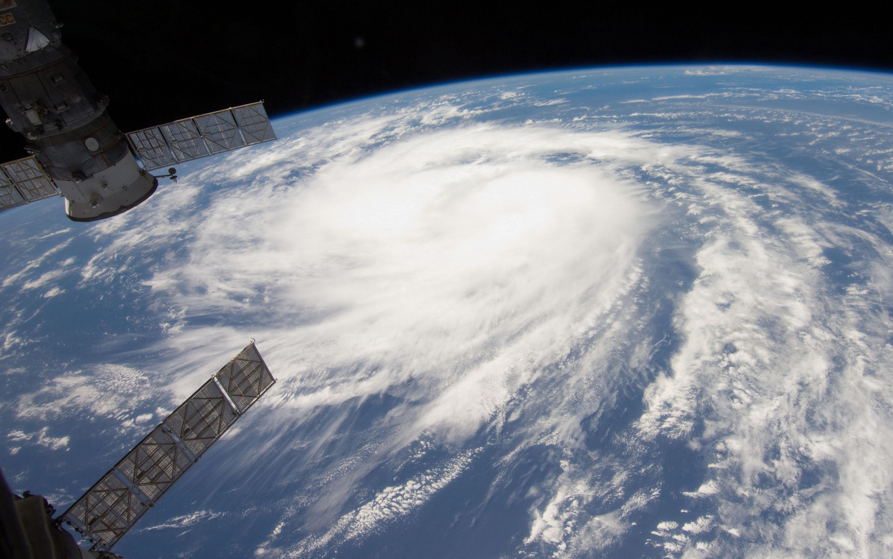 Τυφώνας απειλεί τη Λουιζιάνα