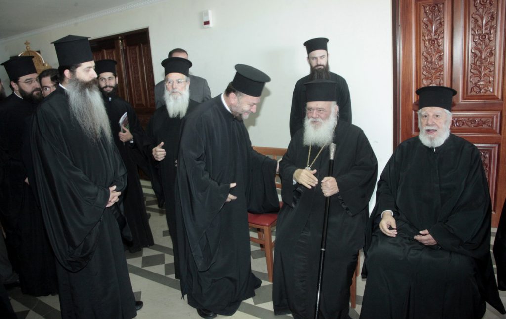 Νέους μητροπολίτες Κεφαλληνίας και Νέας Κρήνης – Καλαμαριάς εξέλεξε η Ιερά Σύνοδος