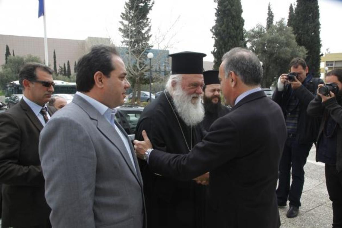 Τη σίτιση χιλιάδων μαθητών ,ανέλαβε η Εκκλησία