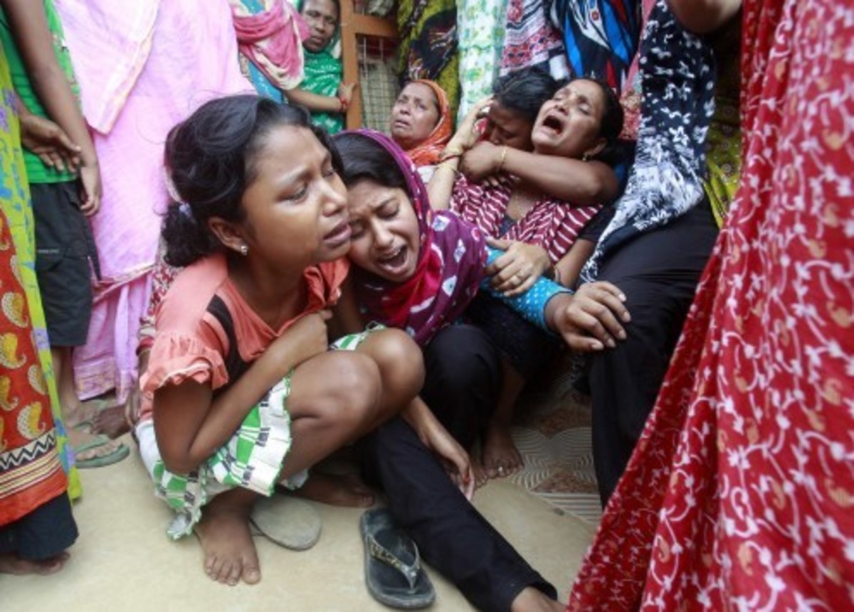 Bambina di 8 anni violentata, uccisa e impiccata in India