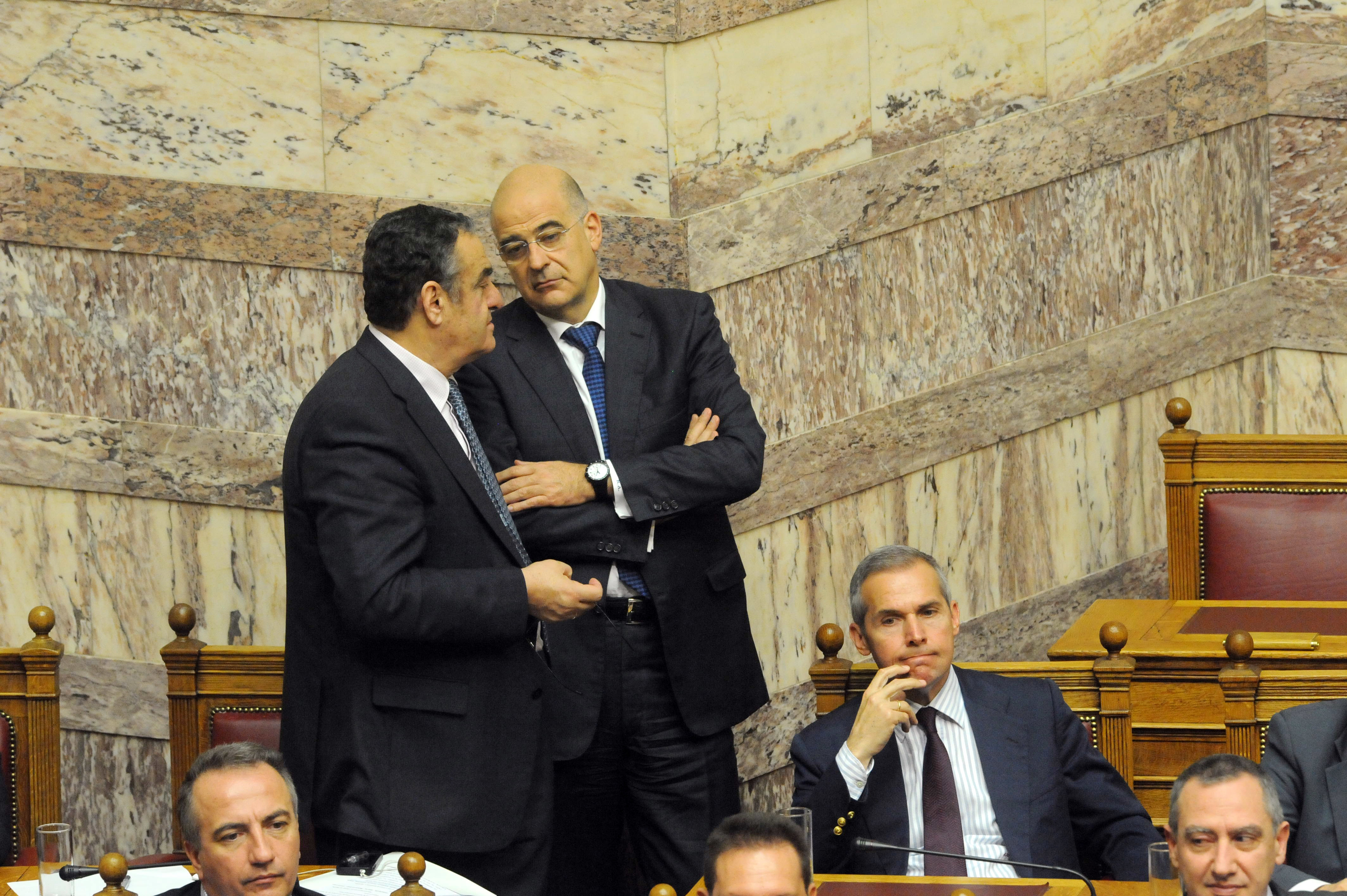 O Aθανασίου απαντά στα καρφιά του Δένδια: Η ΕΛΑΣ είχε ενημερωθεί για τη άδεια του Ξηρού