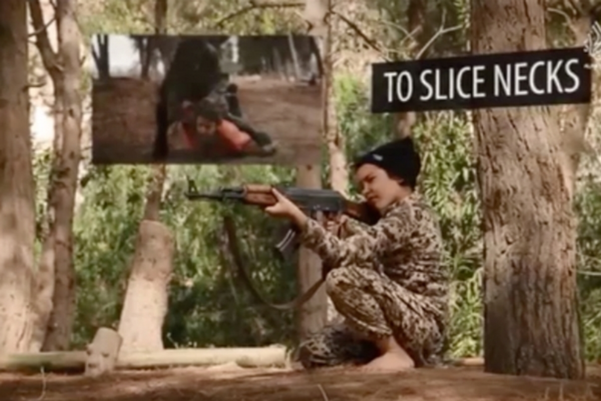 Ανατριχιαστικό παιδικό τραγούδι των τζιχαντιστών – Ανήλικοι με όπλα και ζώνες αυτοκτονίας (ΒΙΝΤΕΟ)