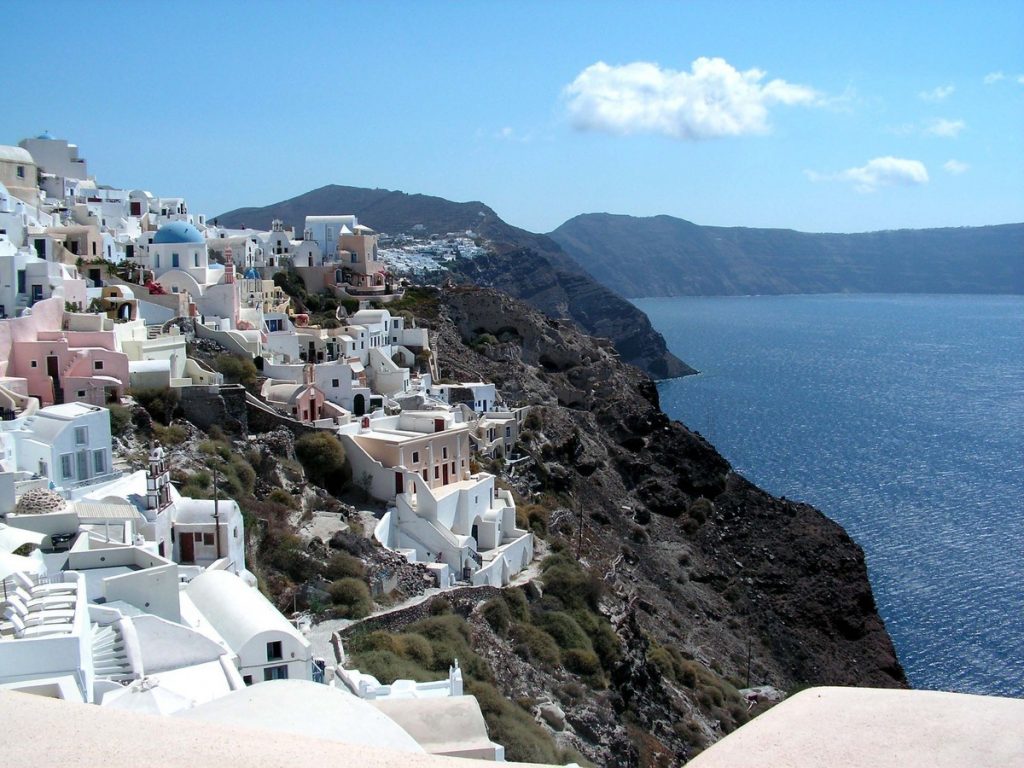 Η Σαντορίνη στα καλύτερα νησιά του κόσμου – Ποια άλλα μπήκαν στην ευρωπαϊκή λίστα!