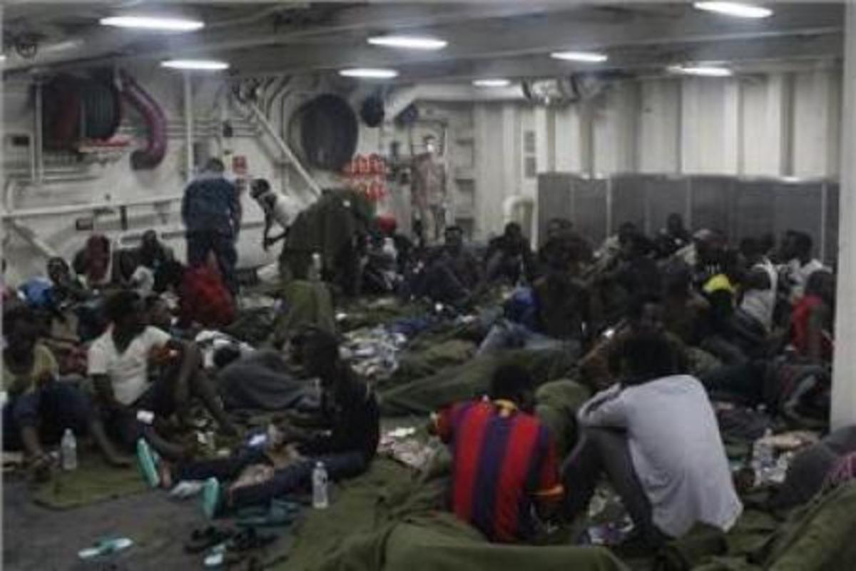 Αμερικανικό πολεμικό πλοίο διέσωσε μετανάστες κοντά στη Μάλτα