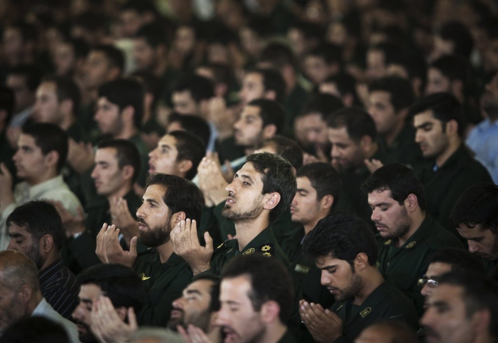 Αυξάνεται η ένταση: Το Ιράν προειδοποιεί ΗΠΑ και Ισραήλ για επίθεση