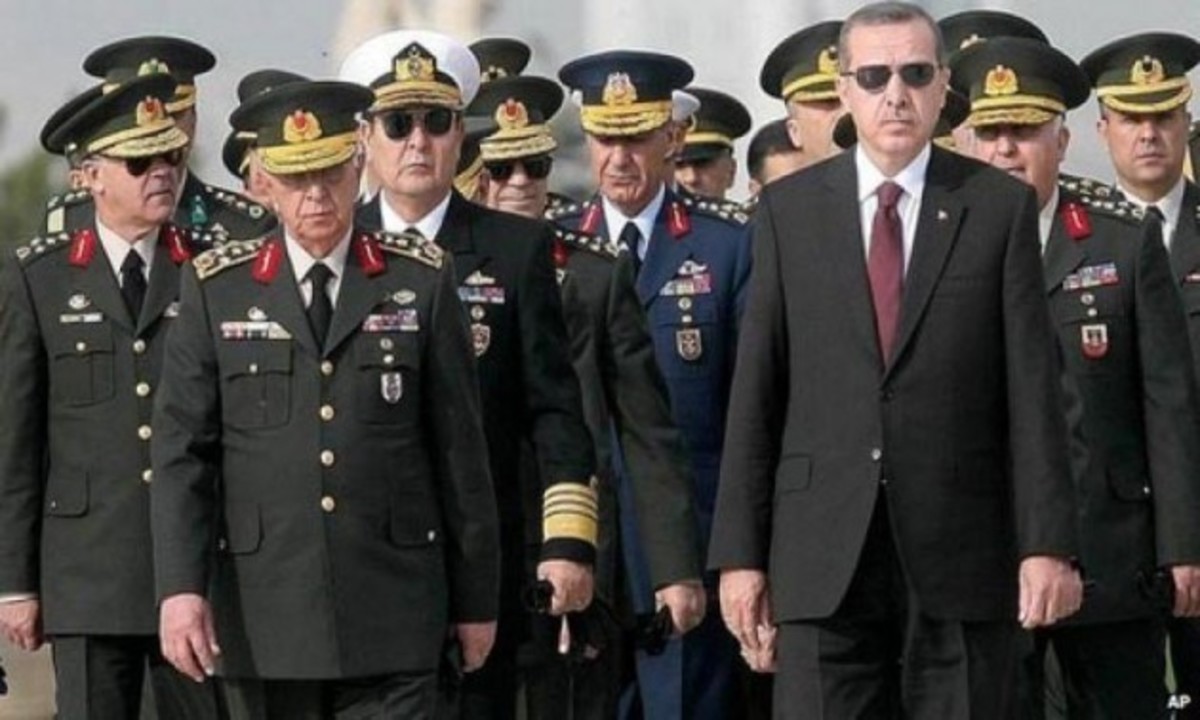 Τούρκοι στρατηγοί συνομιλουν με το Ισλαμικό Κράτος