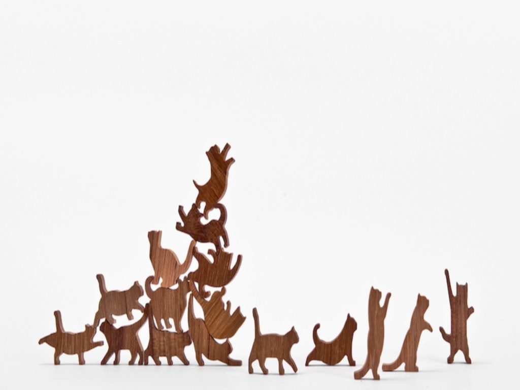 Το νέο παιχνίδι που σαρώνει: Cat Jenga!