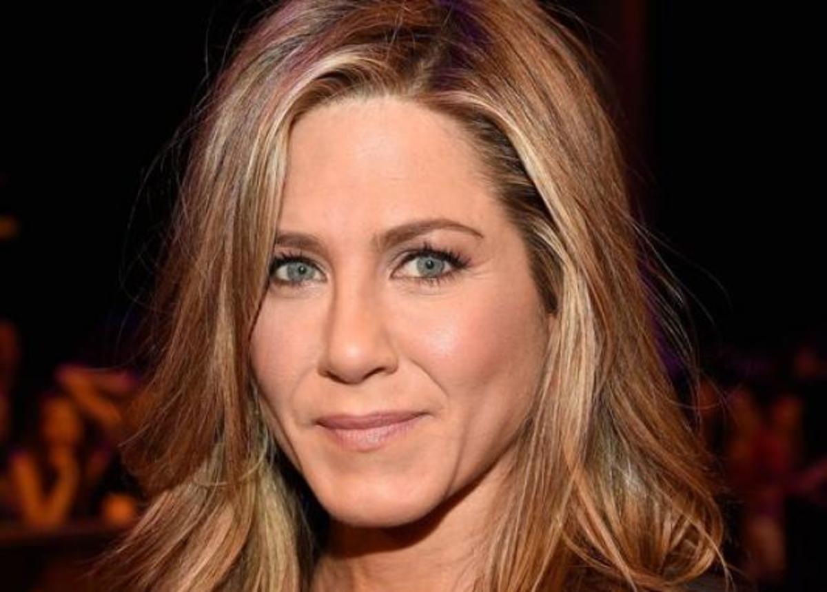 Jennifer Aniston: Δείτε τι φόρεσε τη βραδιά των γενεθλίων της!