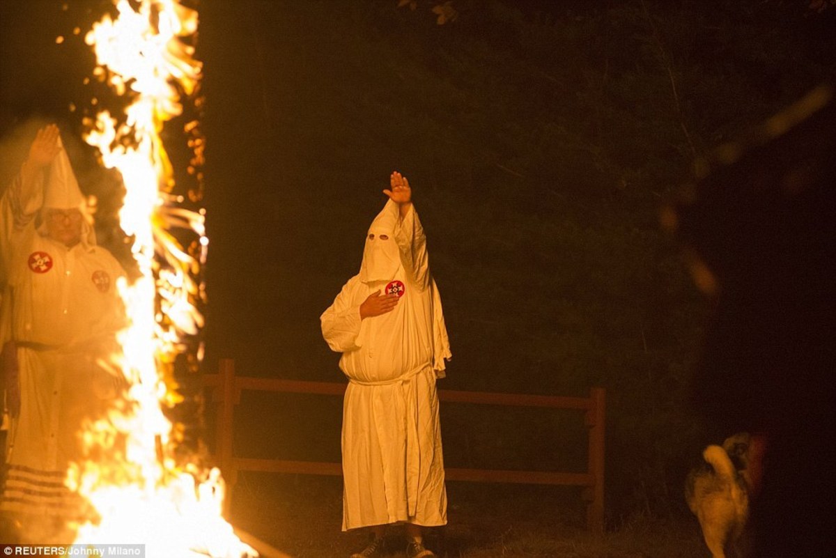 Στα άδυτα της Κου Κλουξ Κλαν – Τα κρυφά τελετουργικά (ΦΩΤΟ)