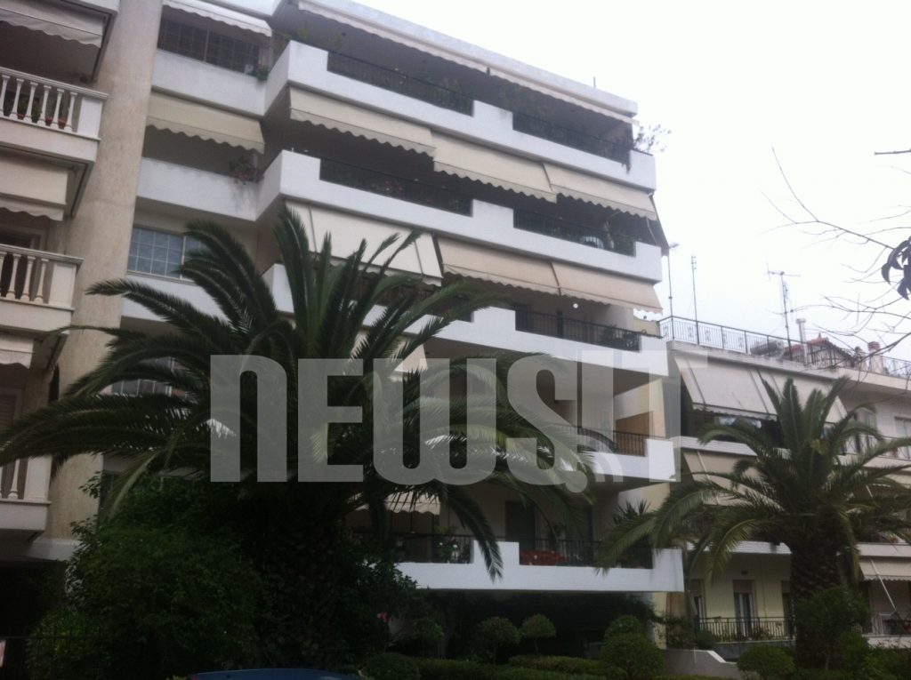 Αίλουρος ληστής με χειροβομβίδα σκαρφάλωσε 7 μέτρα για να μπουκάρει σε σπίτι – ΦΩΤΟ