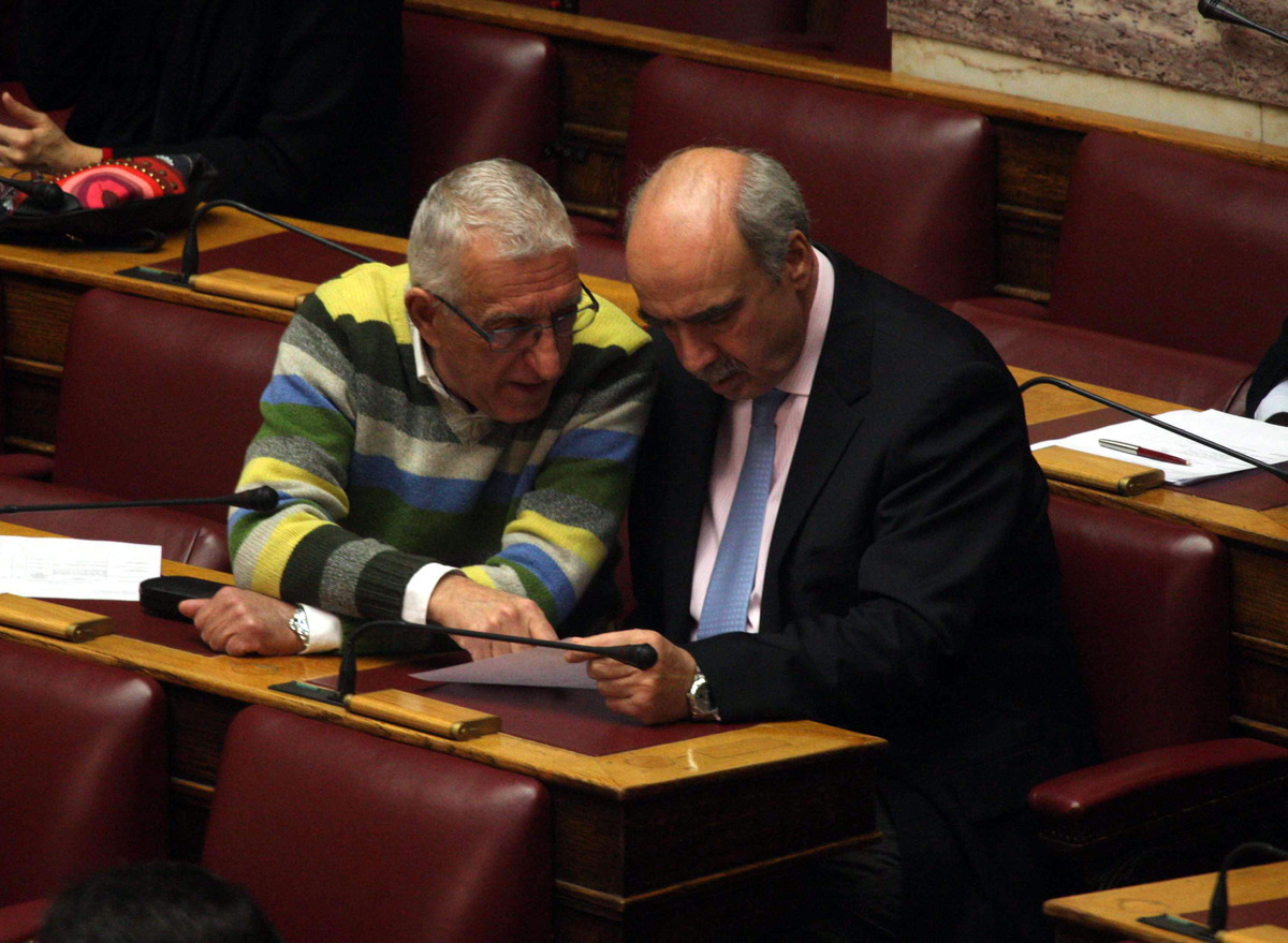 ΝΔ – Κακλαμάνης: Μέσα σε 2 μήνες θα έχουμε νέο Πρόεδρο