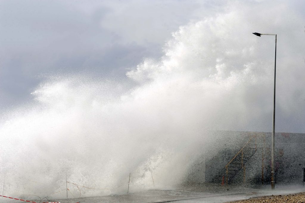 Αποκλεισμένη η Ζάκυνθος λόγω των θυελλωδών ανέμων