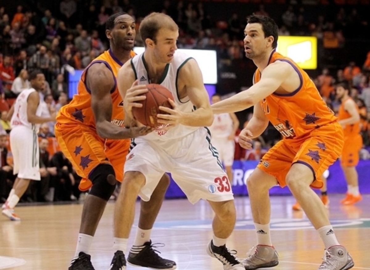 Με σούπερ Καλάθη στον τελικό η Λοκομοτίβ