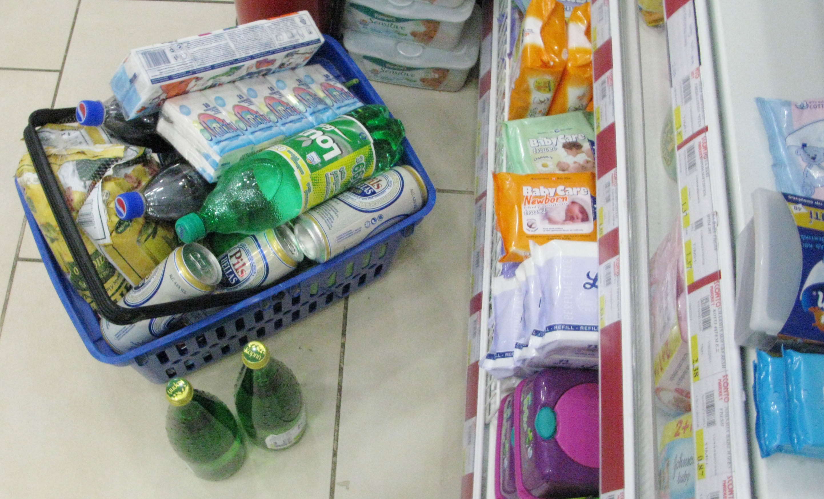 Γεμίστε το μηνιαίο καλάθι της νοικοκυράς μιας τετραμελούς οικογένειας μόνο με 143,73 ευρώ!