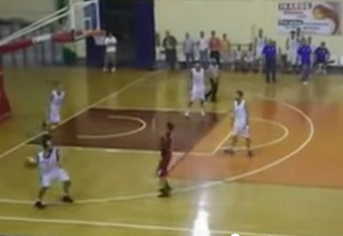 Μπαίνουν και στην Ελλάδα – Δείτε το εκπληκτικό νικητήριο τρίποντο(VIDEO)