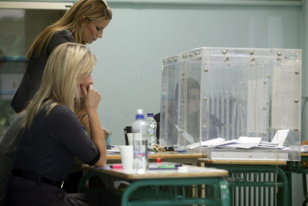 Η εξέγερση συνεταίρων και ορφανών της κομματοκρατίας.