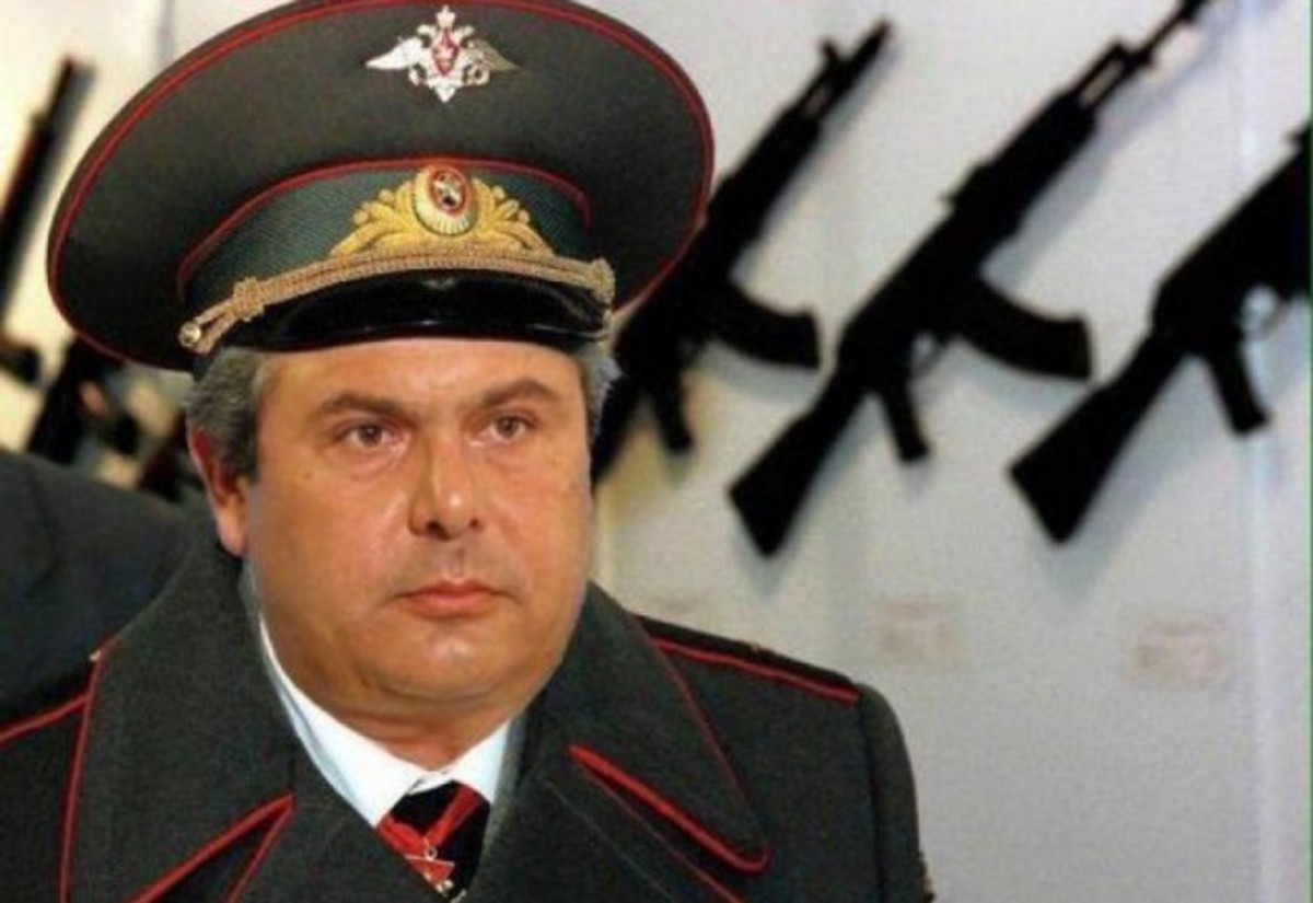 Πως σε μια εβδομάδα ο Καμμένος έγινε “Καμμένωφ”;