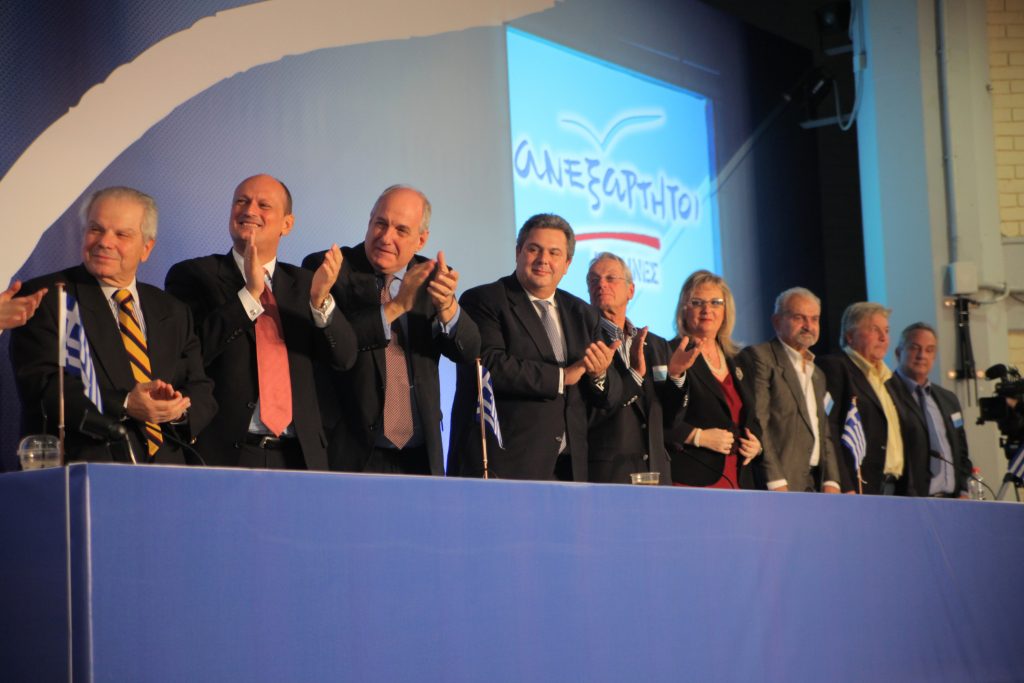 Π.Καμμένος: Όποιος δεν αντέχει να πηδήξει από το καράβι