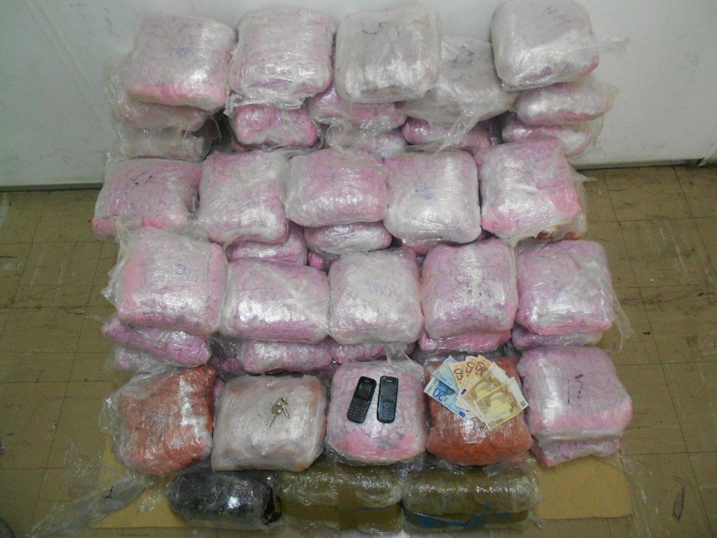 Τον συνέλαβαν με 89 κιλά ακατέργαστης κάνναβης