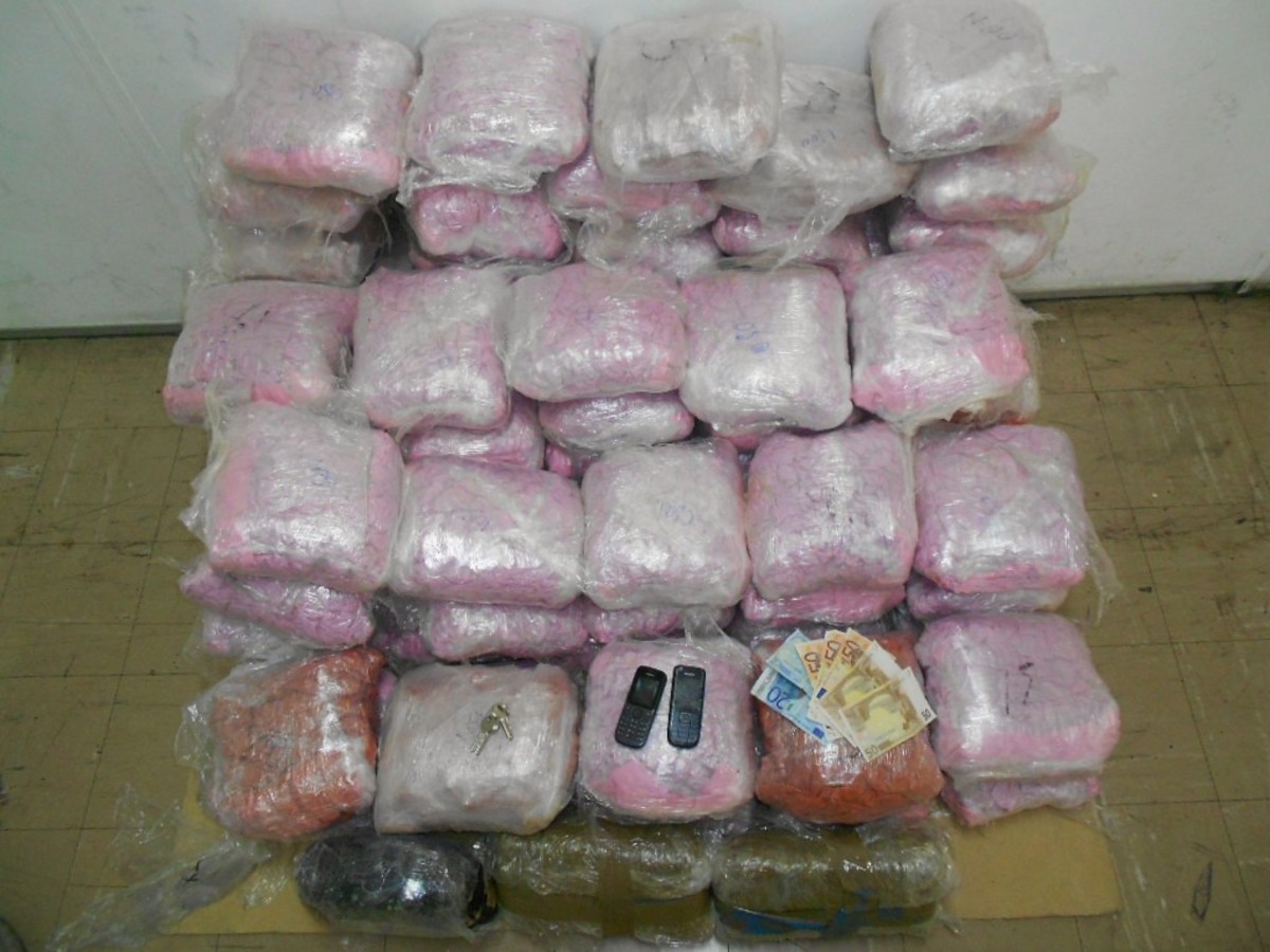 Τον συνέλαβαν με 89 κιλά ακατέργαστης κάνναβης