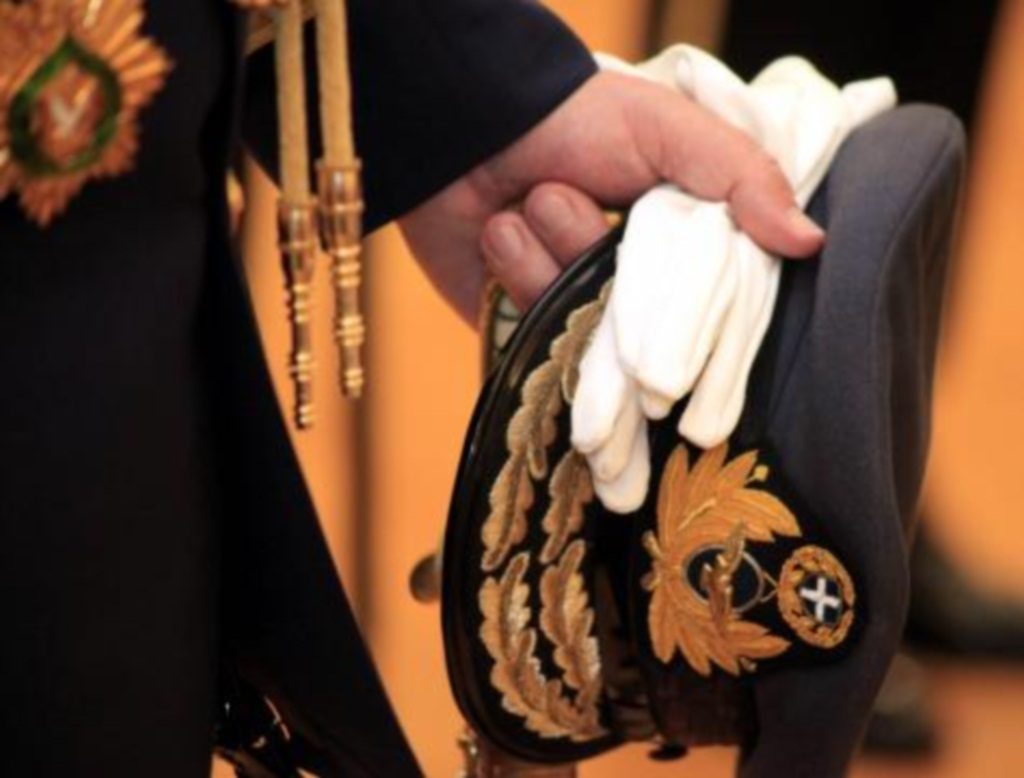 “Επική” μάχη για τα ρουσφέτια στο ΥΕΘΑ – “Καυτοί” φάκελοι στο γραφείο Αβραμόπουλου