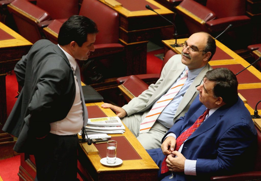 Ο Α. Γεωργιάδης, ο Γ. Καρατζαφέρης και … οι “κατινιές”