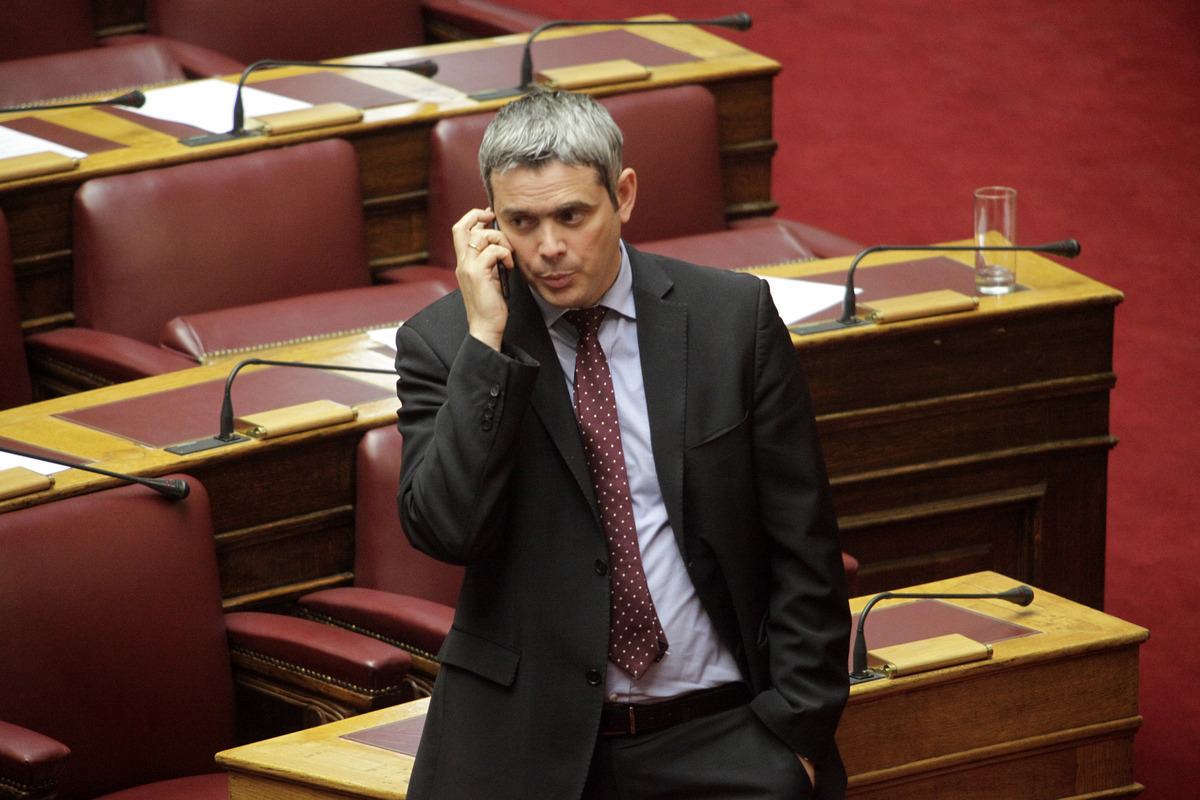 Καραγκούνης: Η κυβέρνηση πηγαίνει σε τρίτο μνημόνιο