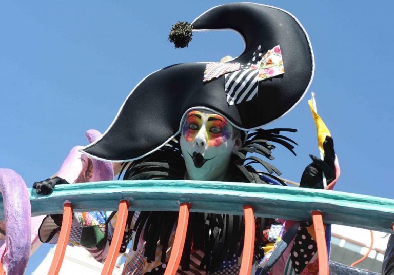 Αποτέλεσμα εικόνας για ντελαλησ καρναβαλι\