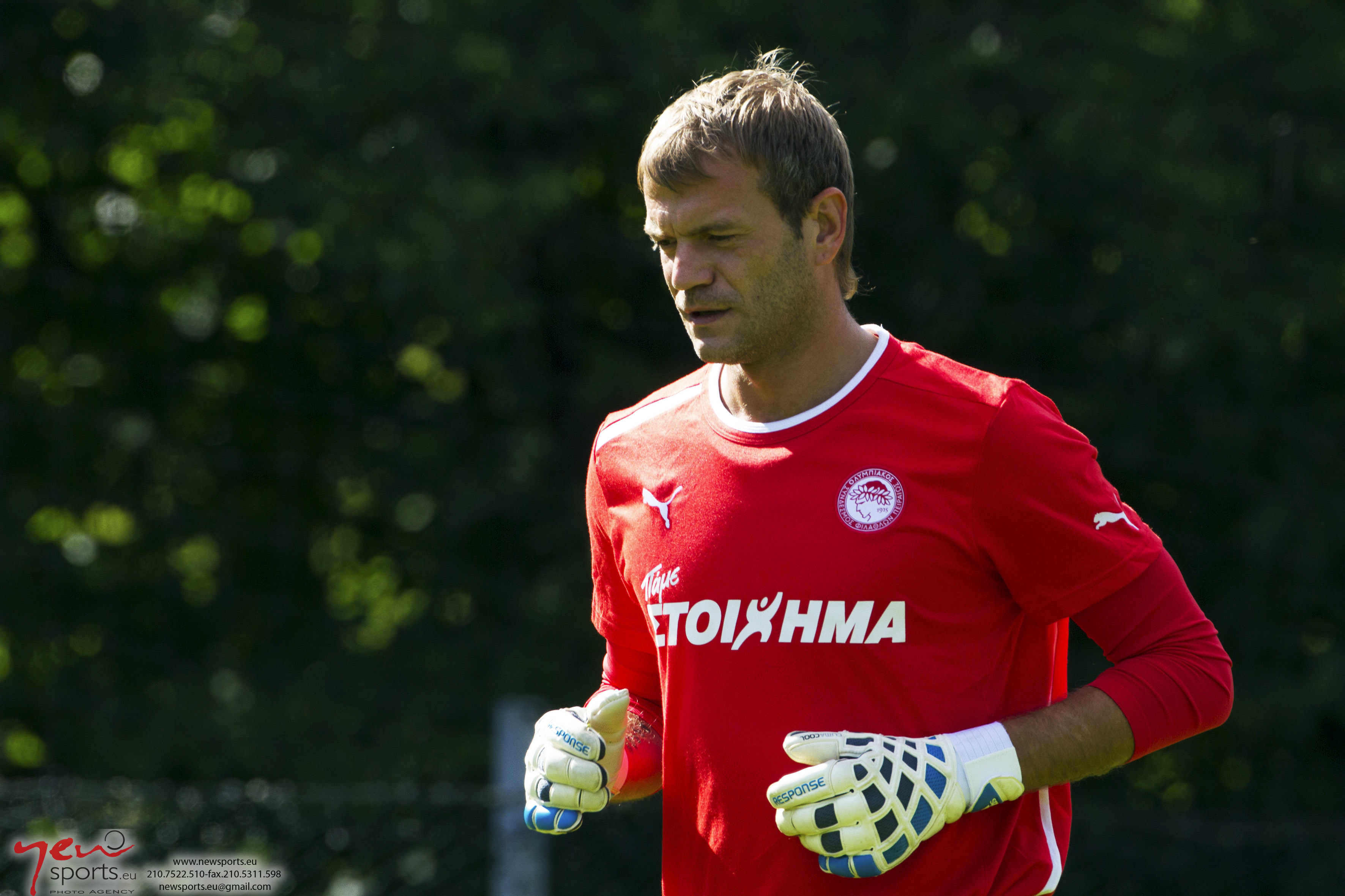 Λήξη... συναγερμού με Κάρολ στον Ολυμπιακό ΦΩΤΟ NEWSPORTS.