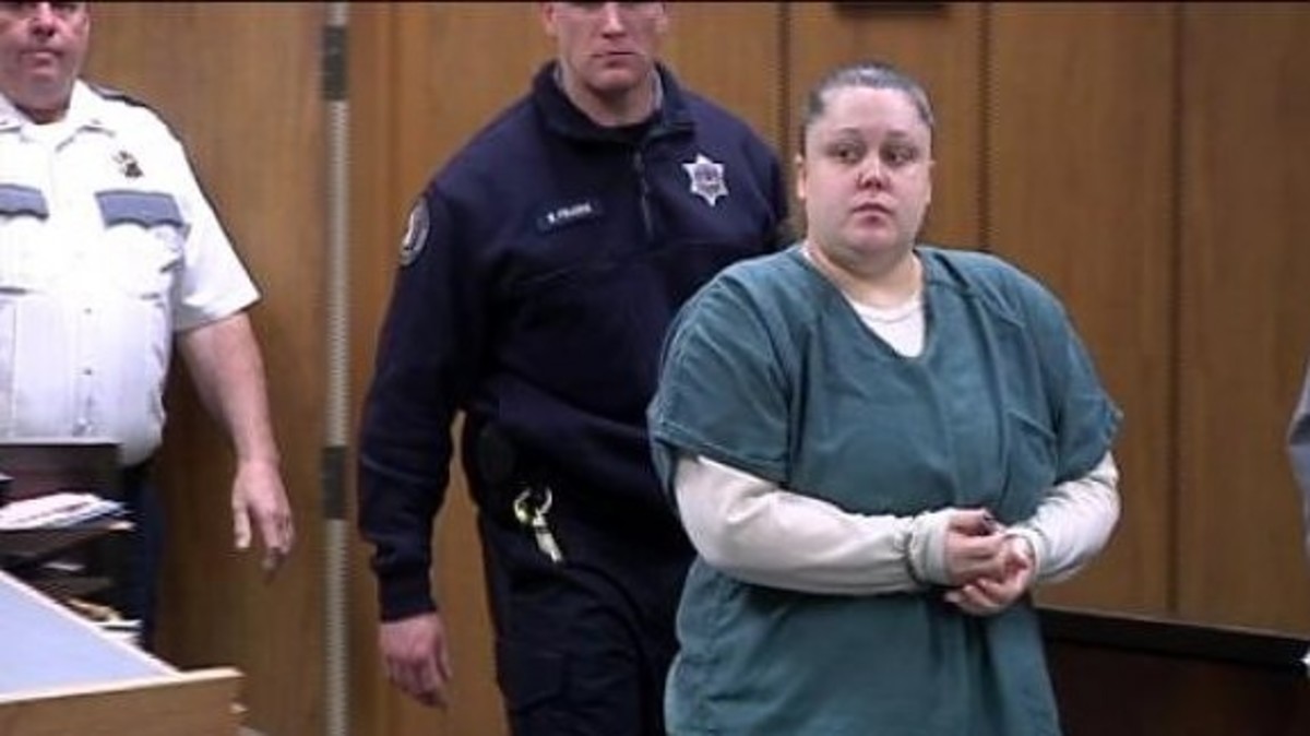 Μητέρα στις Η.Π.Α. άφησε τα μωρά της μέσα σε σακούλες να πεθάνουν από το κρύο