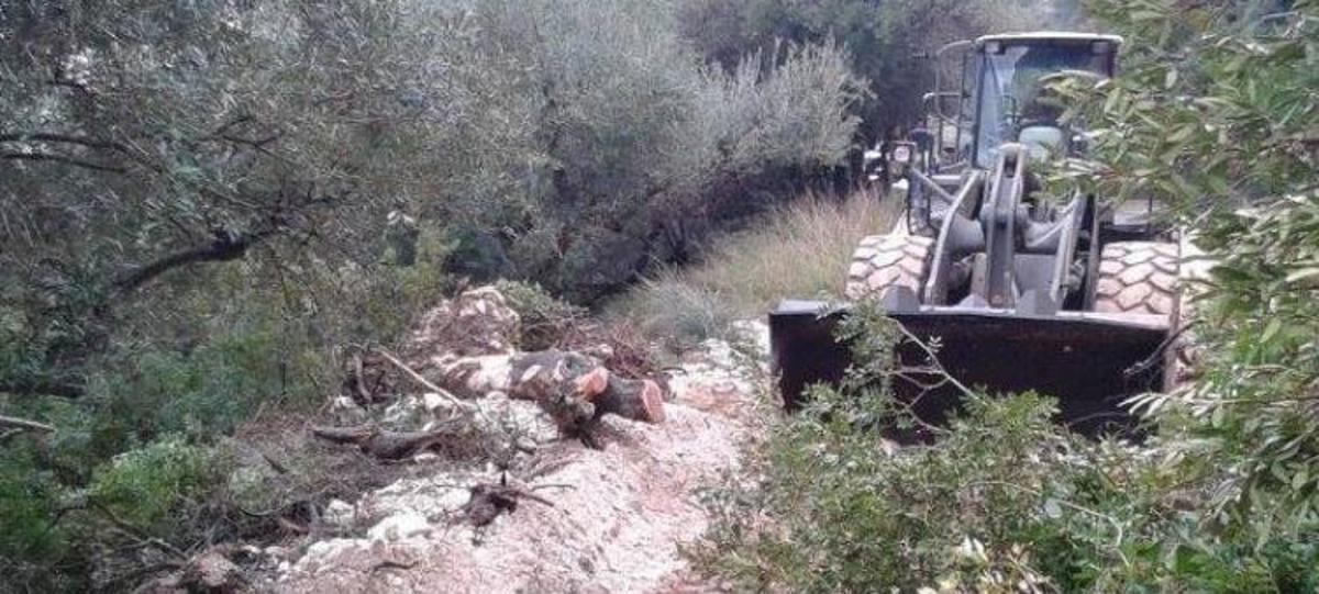 Εκκενώνεται χωριό στην Ευρυτανία μετά από κατολίσθηση