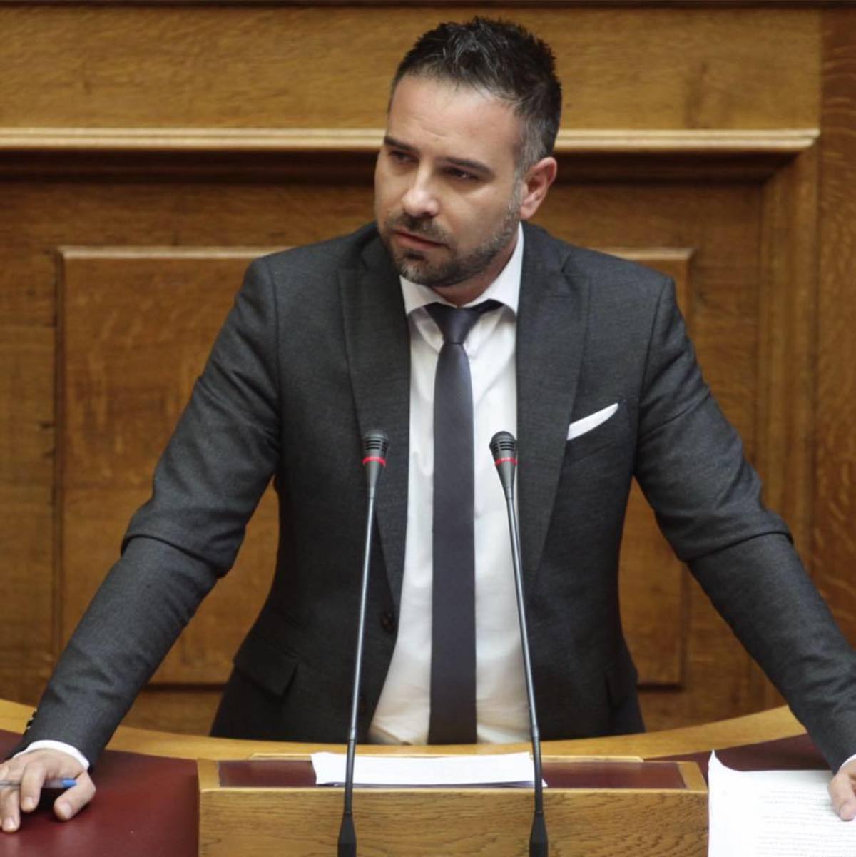 Η “άκυρη” εμφάνιση Τσακαλώτου στη Βουλή