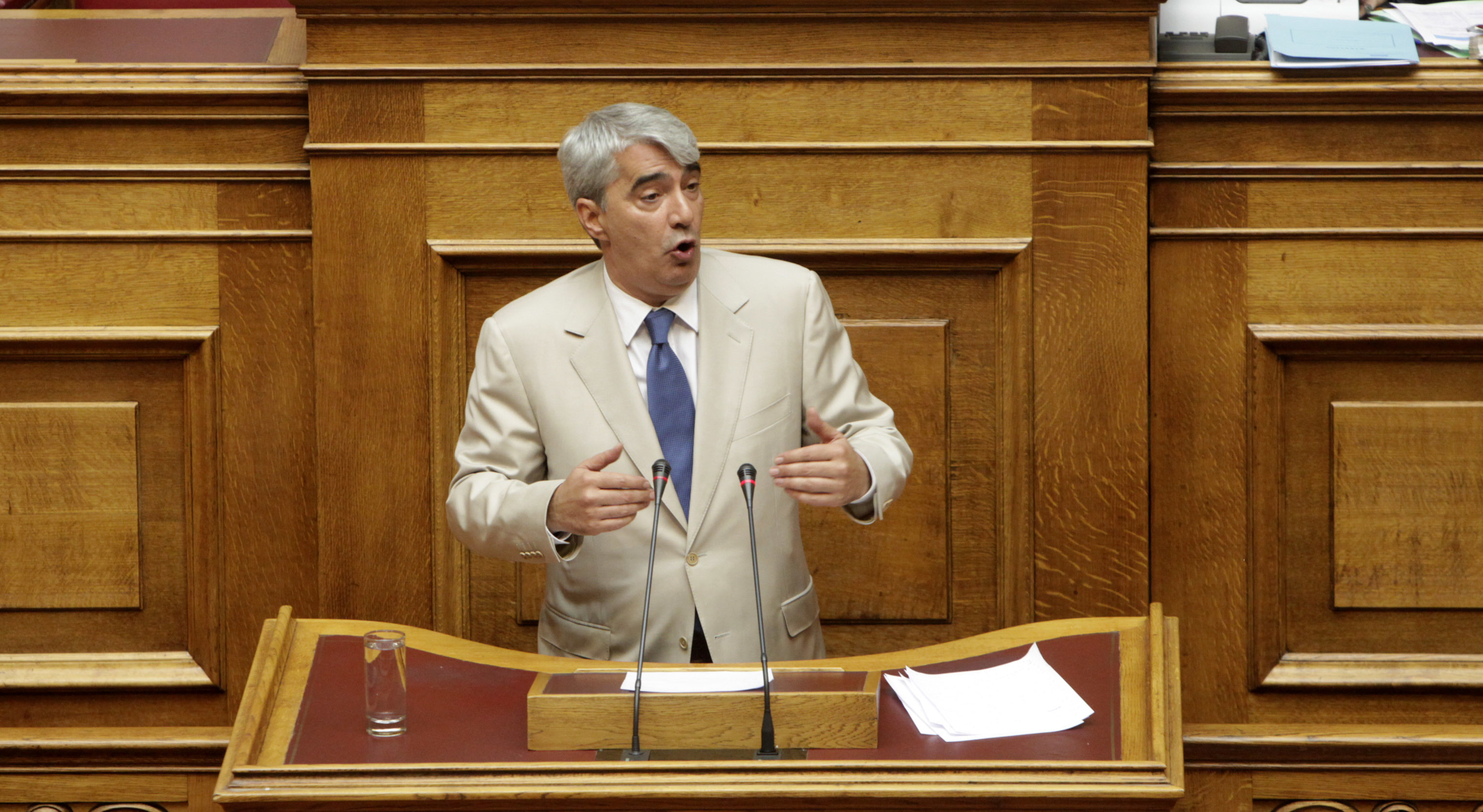Τι απάντησε ο Κεδίκογλου στον Τσίπρα – Ο ΣΥΡΙΖΑ καλεί τον Σαμαρά να αποδοκιμάσει τον Λαζαρίδη
