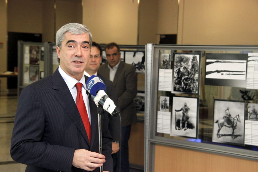“Ο Τσίπρας θα μείνει απελπιστικά μόνος “