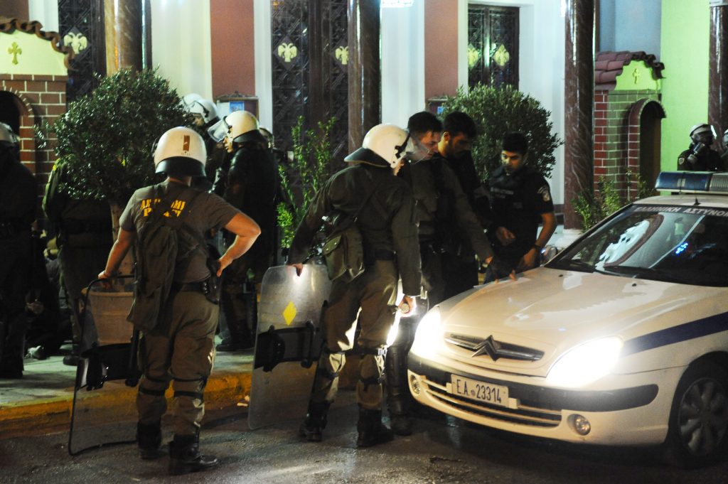 Ελεύθεροι οι 3 για τα επεισόδια στο Κερατσίνι