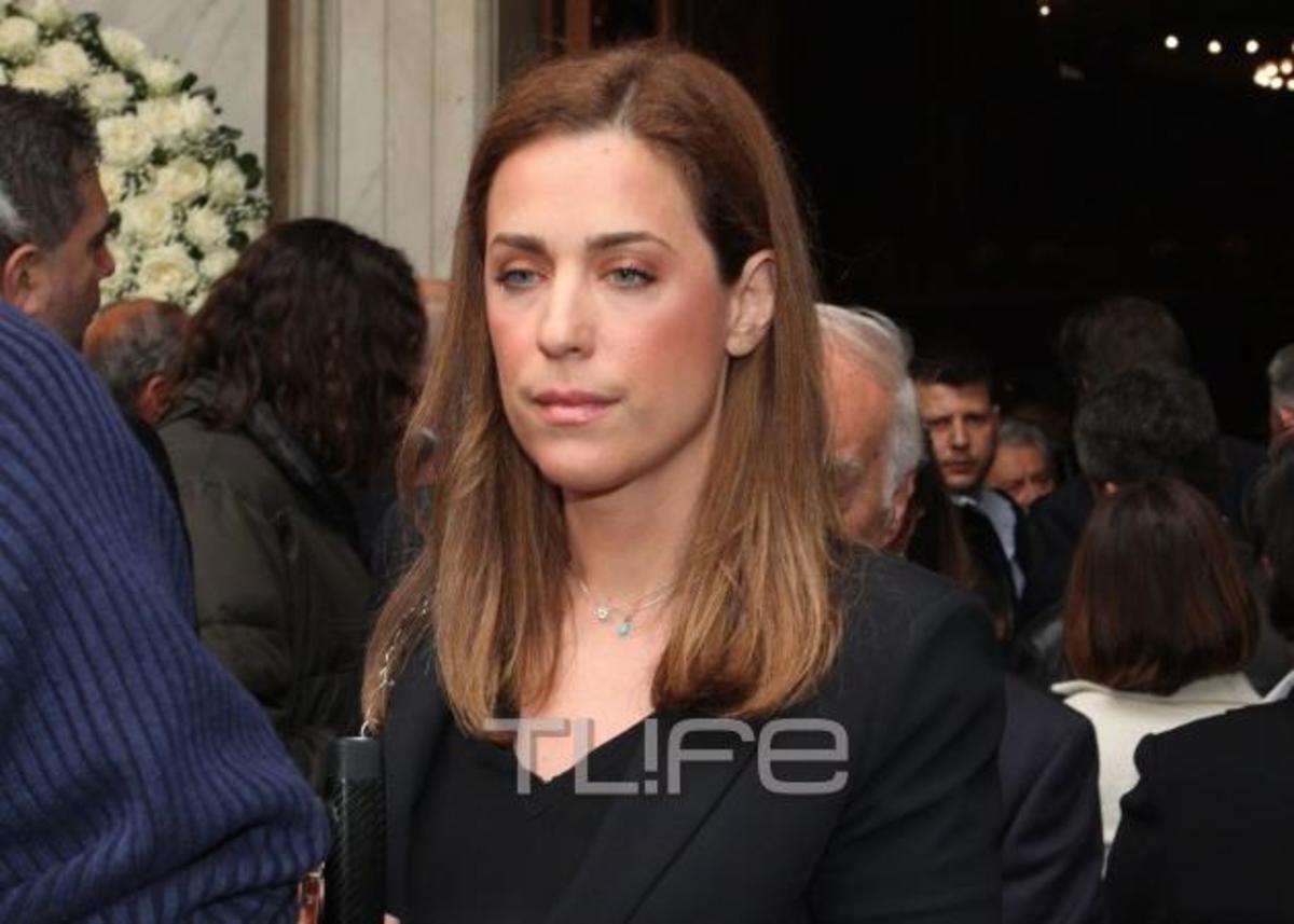 Η οικογένεια του ΣΚΑΪ στην κηδεία του Αριστείδη Αλαφούζου