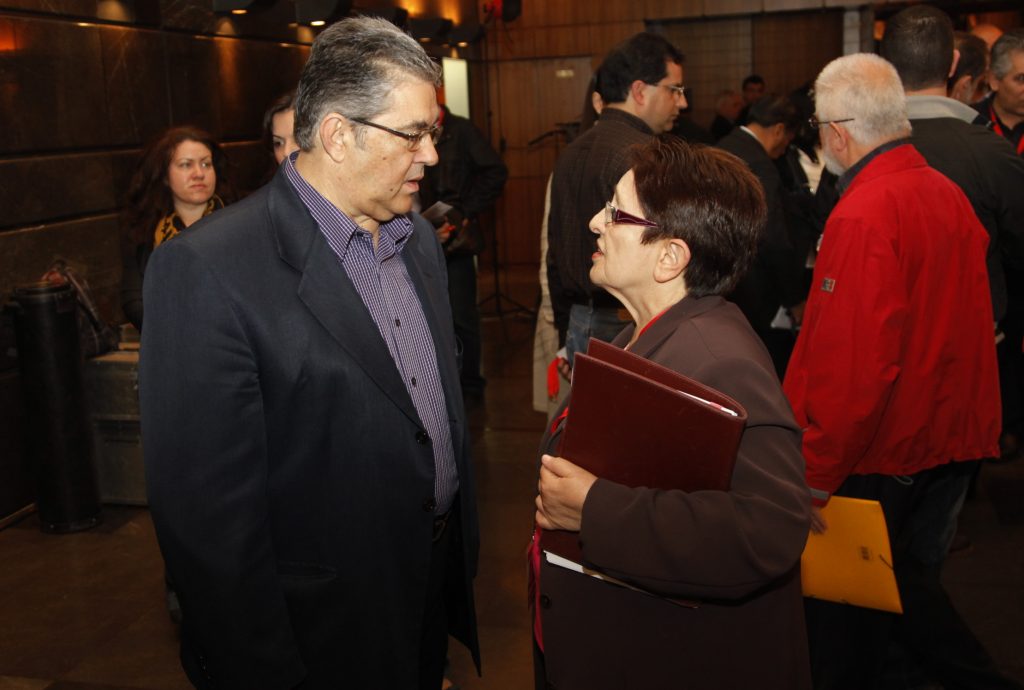 Για “κάλπικες υποσχέσεις” του Γιάννη Στουρνάρα, μιλά το ΚΚΕ