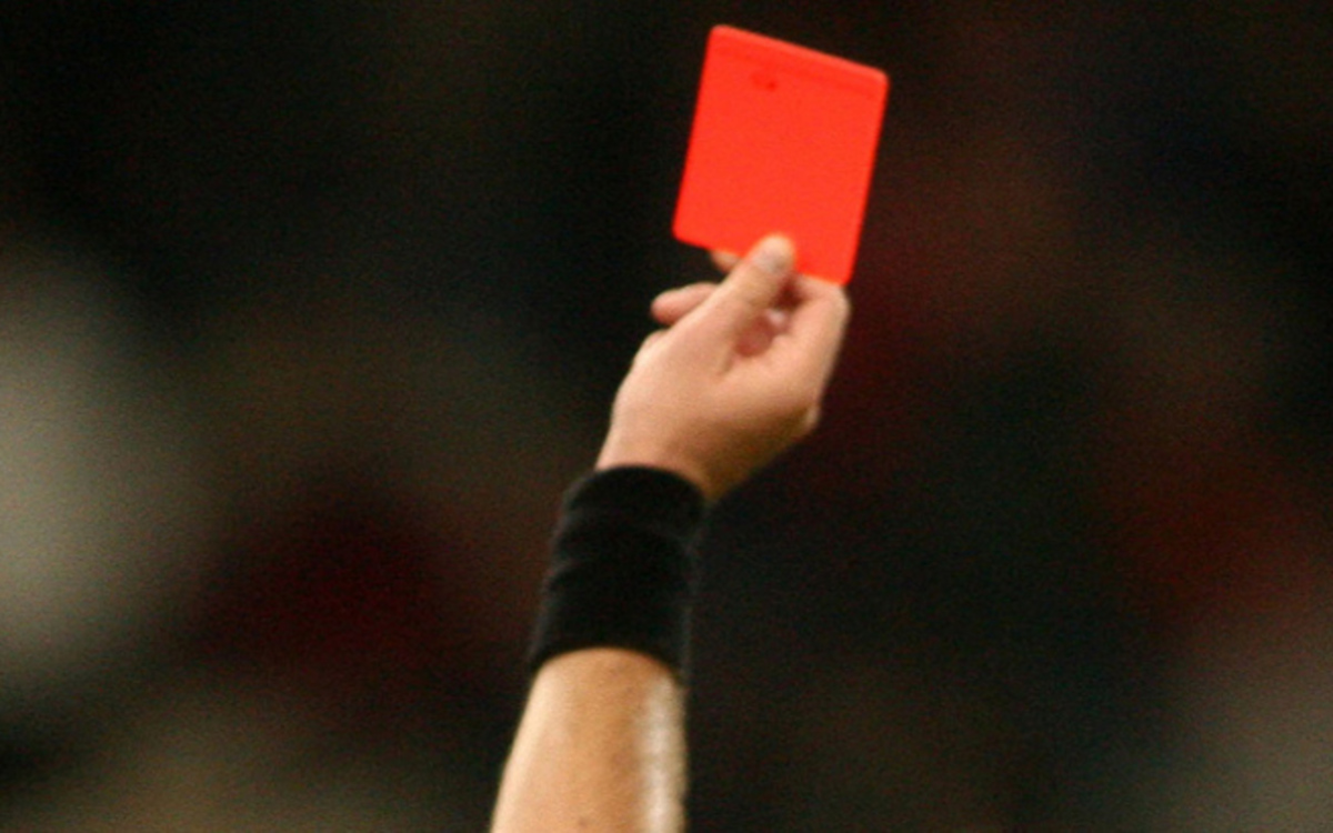 Απίστευτο κι όμως αληθινό – Την… αμόλησε και αποβλήθηκε!