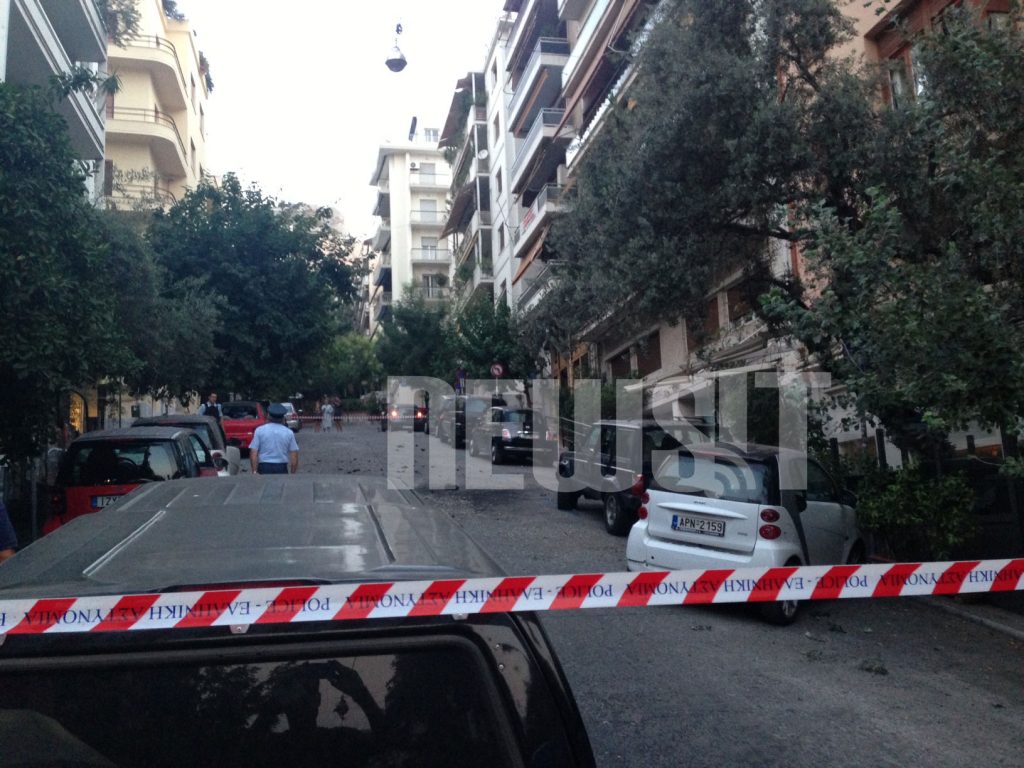 Βομβαρδισμένο τοπίο η Πατριάρχουν Ιωακείμ και η Πλουτάρχου ΦΩΤΟ NEWSIT