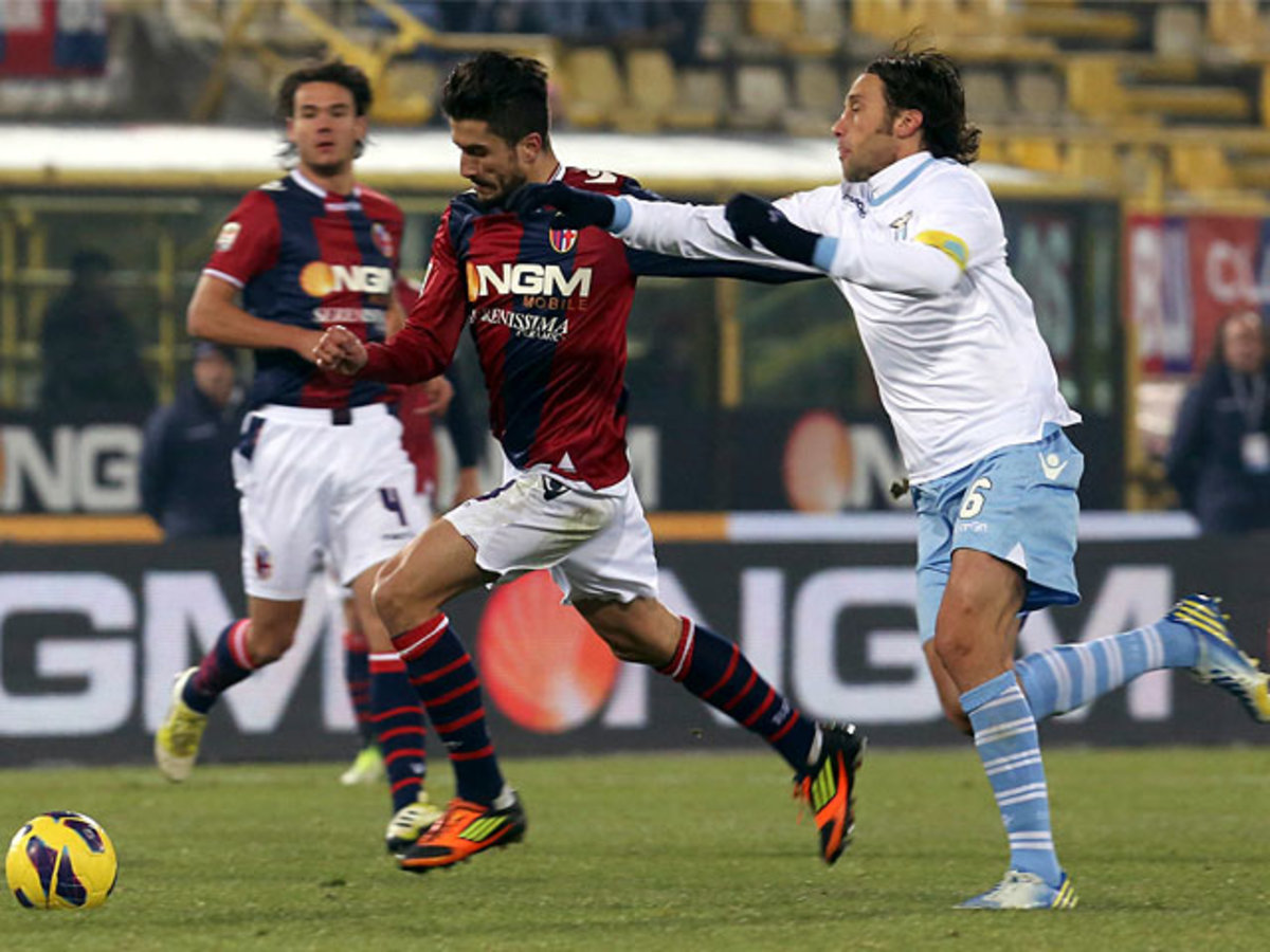 ΓΚΟΛΑΡΑ ο Κονέ – “Διπλό” της Μπολόνια στη Νάπολι (VIDEO)