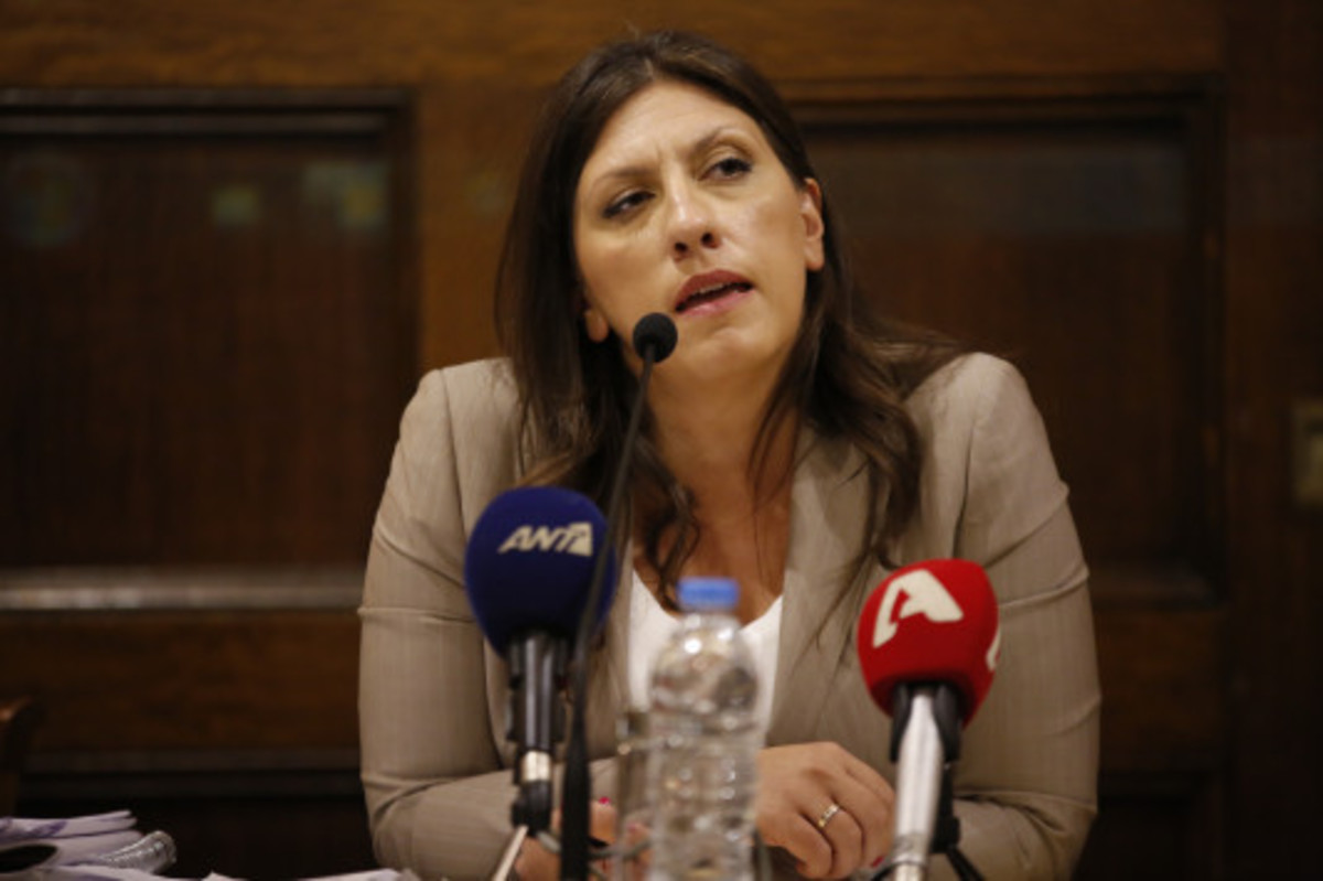 Ζωή Κωνσταντοπούλου: Έκανε το “θαύμα” της! “Δεν καταδικάζω την τρομοκρατική επίθεση στον Παπαδήμο”