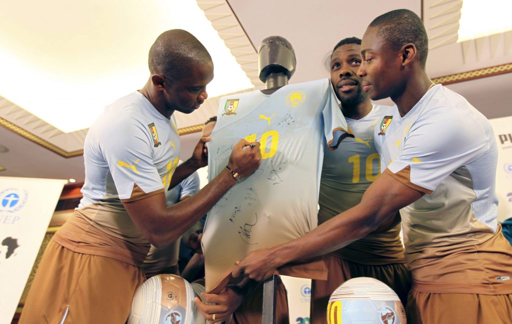Ο Σάμουελ Ετό δεν χαμογέλασε στο πρώτο παιχνίδι του Καμερούν για το Κόπα Άφρικα που διεξάγεται στην Ανγκόλα