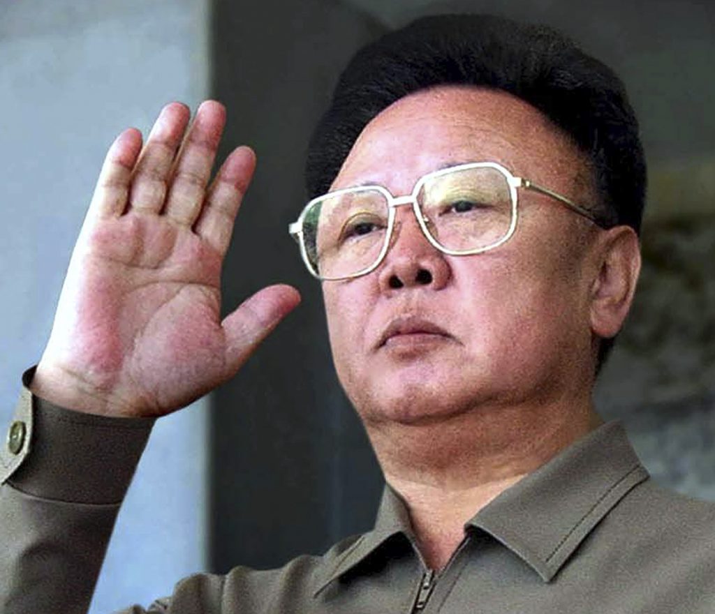 Ο ηγέτης της Β.Κορέας Κιμ Γιονγκ-ιλ σε παλαιότερη του εμφάνιση. ΦΩΤΟ REUTERS