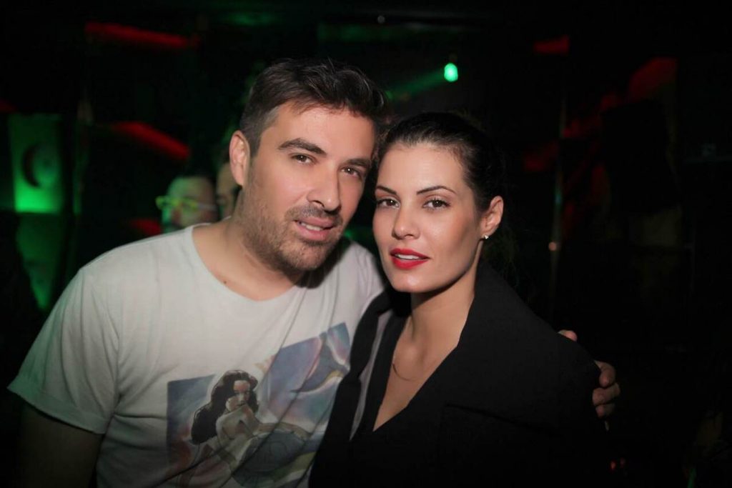 Κορινθίου και Αϊβάζης ποζάρουν ολόγυμνοι! Δείτες τις πρώτες …ακατάλληλες φωτογραφίες!