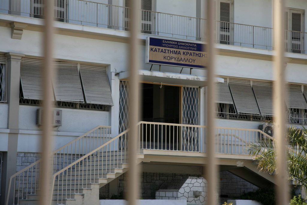 Ακόμη μια αίθουσα συνεδριάσεων στις φυλακές Κορυδαλλού ζητάει ο Τέντες
