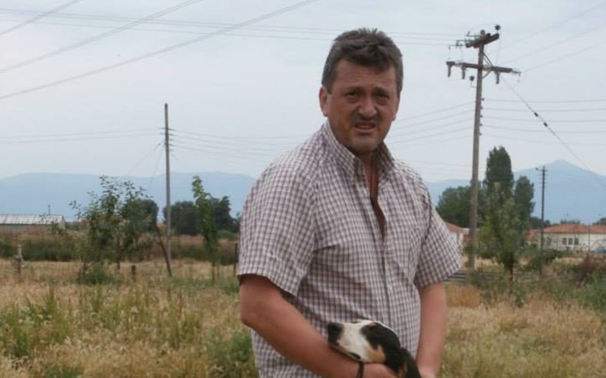 Πρέσπες: Αποκαλυπτήρια μνημείου για τον αρχιφύλακα Ηλία Κωστένη από τον Πρόεδρο της Δημοκρατίας